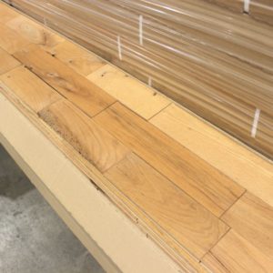 Hardwood – Oak – Colonial – 3 1/4 x 3/4″ – Farwest – Oiled