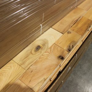Hardwood – Oak – Colonial – 4 1/4 x 3/4″ – Western – Oiled