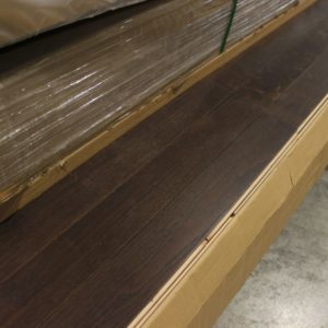 Hardwood – Red Oak – Select – 3 1/2 x 3/4″ – Lindt – Matt