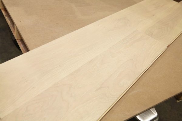 American Oak Special Snow White Wire Brushed