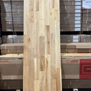 Hardwood – Birch 4 1/4, 3/4 Natural Millrun Mat , Plancher Marteau