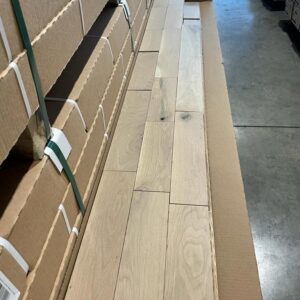 Hardwood – White Oak – Poesi – 3 1/4 x 3/4″ – Colonial – Mat – Appalachian Flooring
