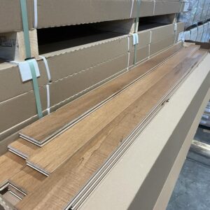 Hardwood – Hard Maple – Papyrus – 3 1/4 x 3/4″ – Bistro – Ultramat 10% – Lauzon