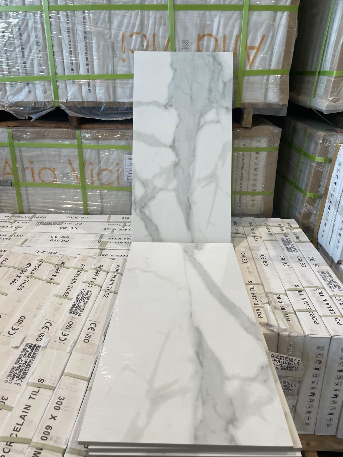 Porcelain Tile - 12 x 24 - Calcatta Royal - Polish Finish - Aria Vici