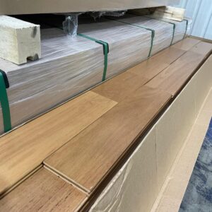Hardwood – Brazilian Oak – 3 1/4 x 3/4″ – Natural – Select and Better – Satin Square Edge
