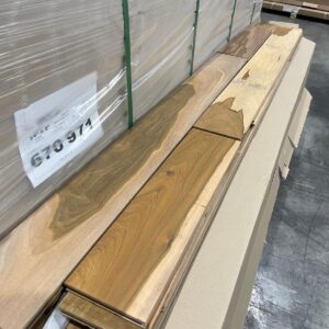 Hardwood – Brazilian Pecan Guajavira – 5 x 3/4″ – Natural – Select – Mat Finish