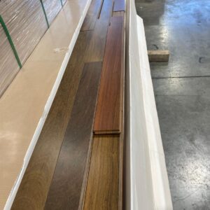 Hardwood – IPE Lapacho Brazilian Walnut – 3 1/4 x 3/4″ – Natural – Select – Satin