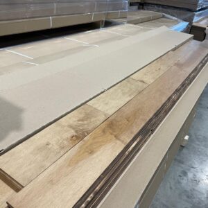 Hardwood – Maple – 4 1/4 x 3/4 – Cottage – Sahara – Matt Finish – Plancher Mercier Flooring
