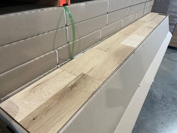 Hardwood - White Oak - 4 1/4 x 3/4" - Naked - Rustic - Mat Finish - Wickham Flooring