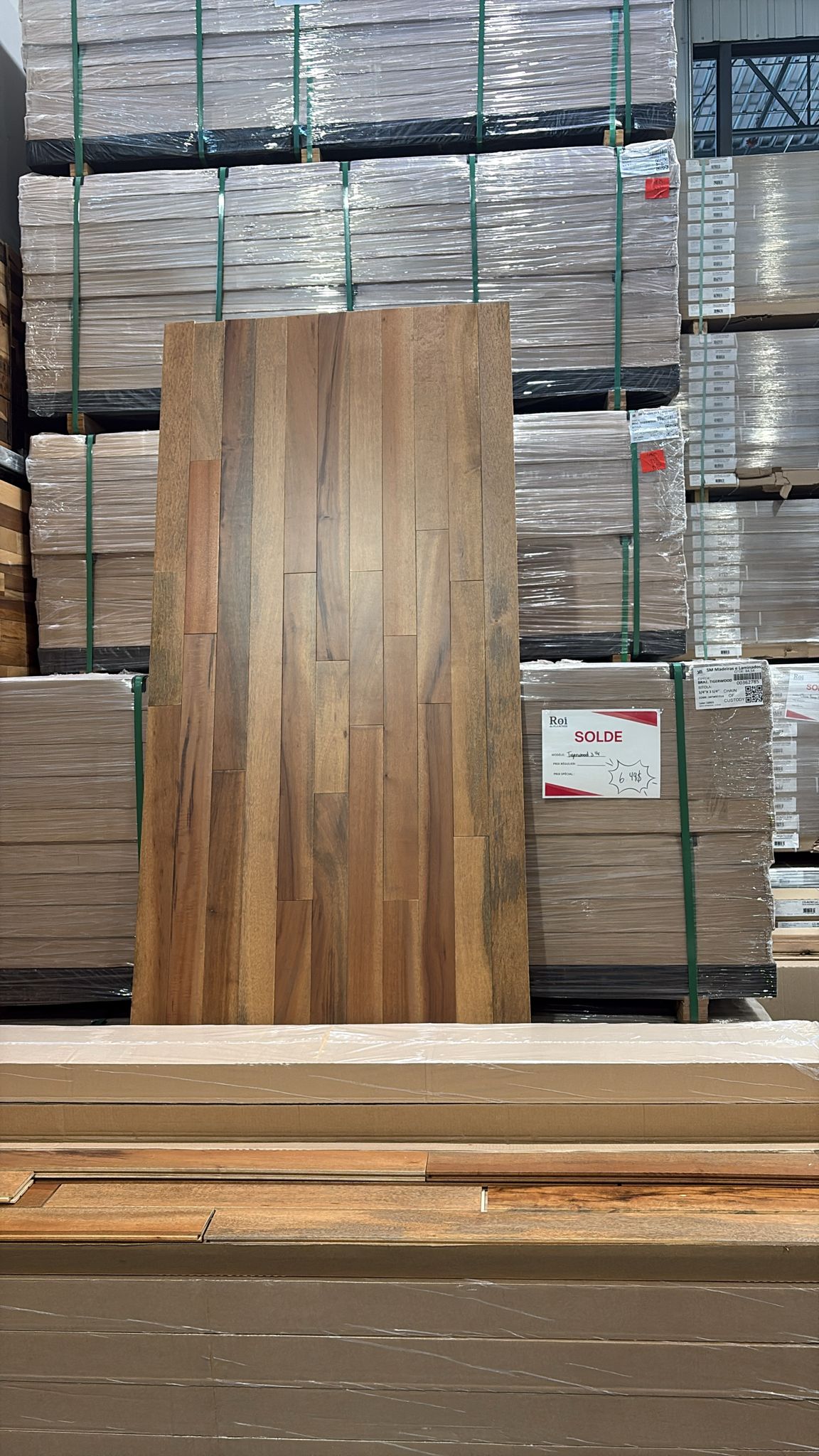 Hardwood - Brazilian Tigerwood Muiracatiara -Natural - 3 1/4 x 3/4" - Select and Better - Satin - Image 2