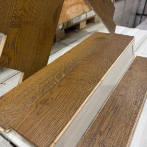 Engineered – White Oak – 3.5 Inch x 24″ x 4mm Wear Layer – CAN+ – Herringbone – Coffee – Brushed