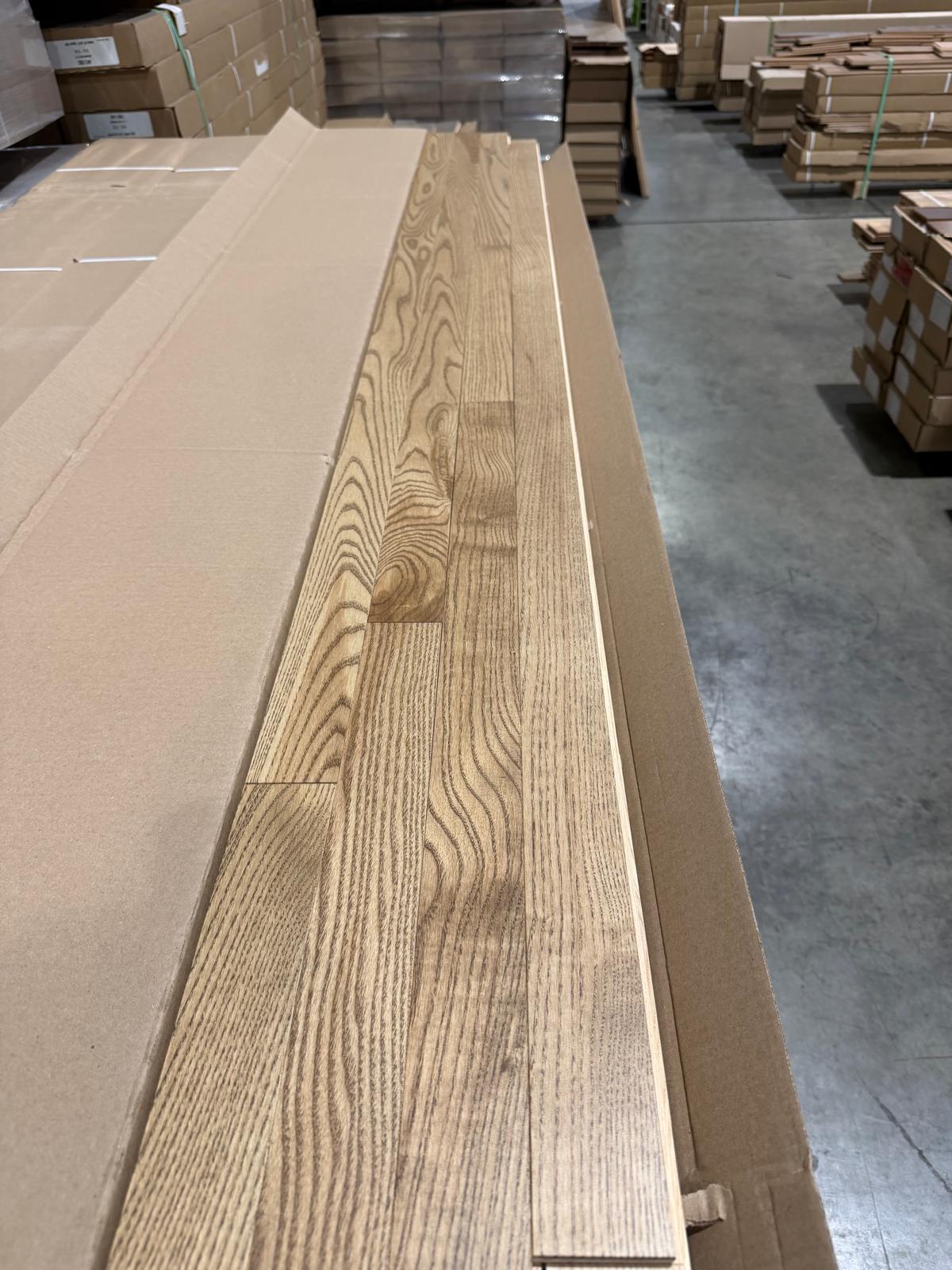 Hardwood - Ash - 2" 1/4 x 3/4" - Distinction - Sahara - Mat Finish - Image 2