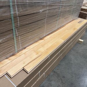Hardwood – Birch – 2″ 1/4 x 3/4″ – Can+ – Natural – Mat Finish