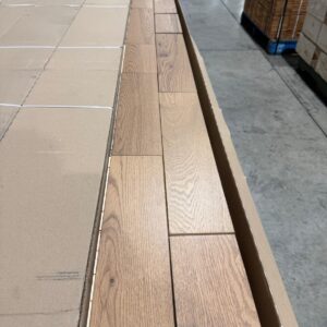Engineered – Red Oak – 4″ 1/8 x 3/4″ x 5mm Wear Layer – Rustic – Barili – Ultramat 10%