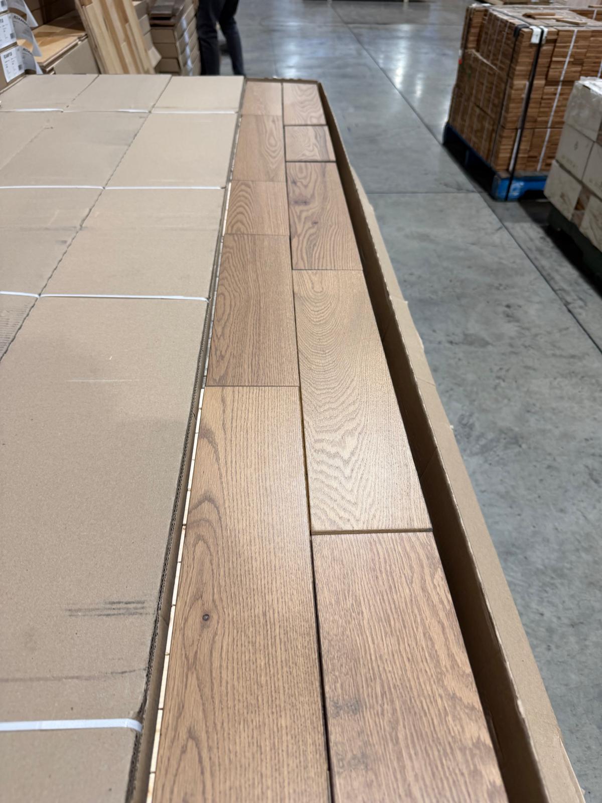 Engineered - Red Oak - 4" 1/8 x 3/4" x 5mm Wear Layer - Rustic - Barili - Ultramat 10% - Image 2
