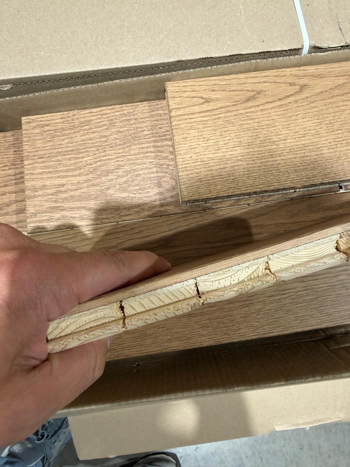 Engineered - Red Oak - 4" 1/8 x 3/4" x 5mm Wear Layer - Rustic - Barili - Ultramat 10% - Image 4