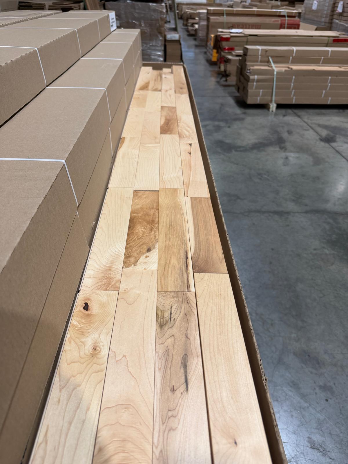 Hardwood - Maple - 2" 1/4 x 3/4" - Rustic - Natural - Mat Finish - Image 2