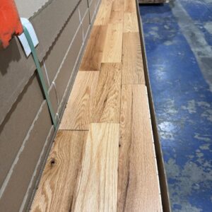 Engineered – Red Oak – 3″ 1/8 x 3/4″ x 5mm Wear Layer – Rustic – Natural – Ultramat 10%