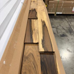 Hardwood – Guajavira – 5 x 3/4″ – Natural – Select – Mat