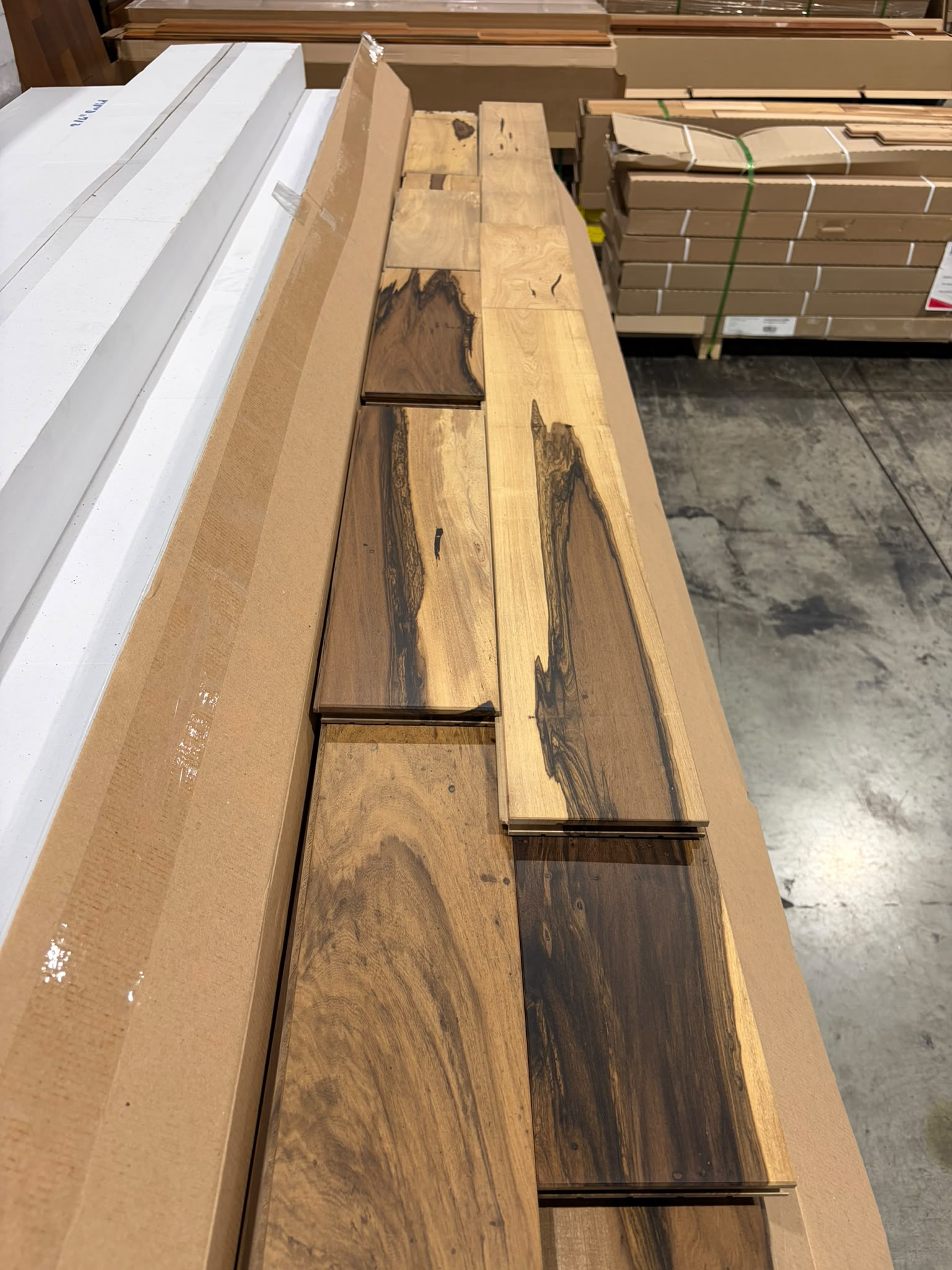 Hardwood - Guajavira - 5 x 3/4" - Natural - Select - Mat - Image 2