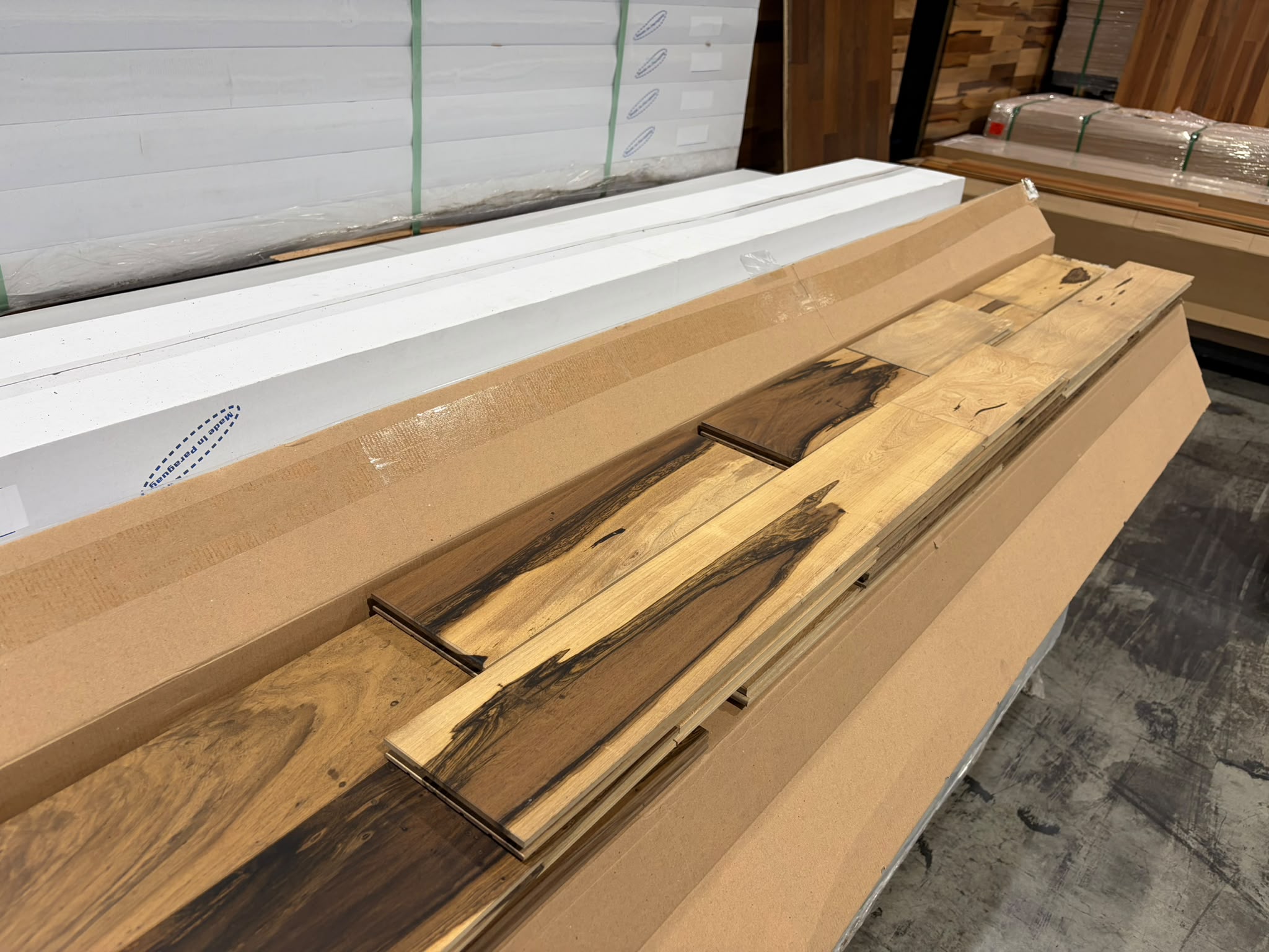 Hardwood - Guajavira - 5 x 3/4" - Natural - Select - Mat
