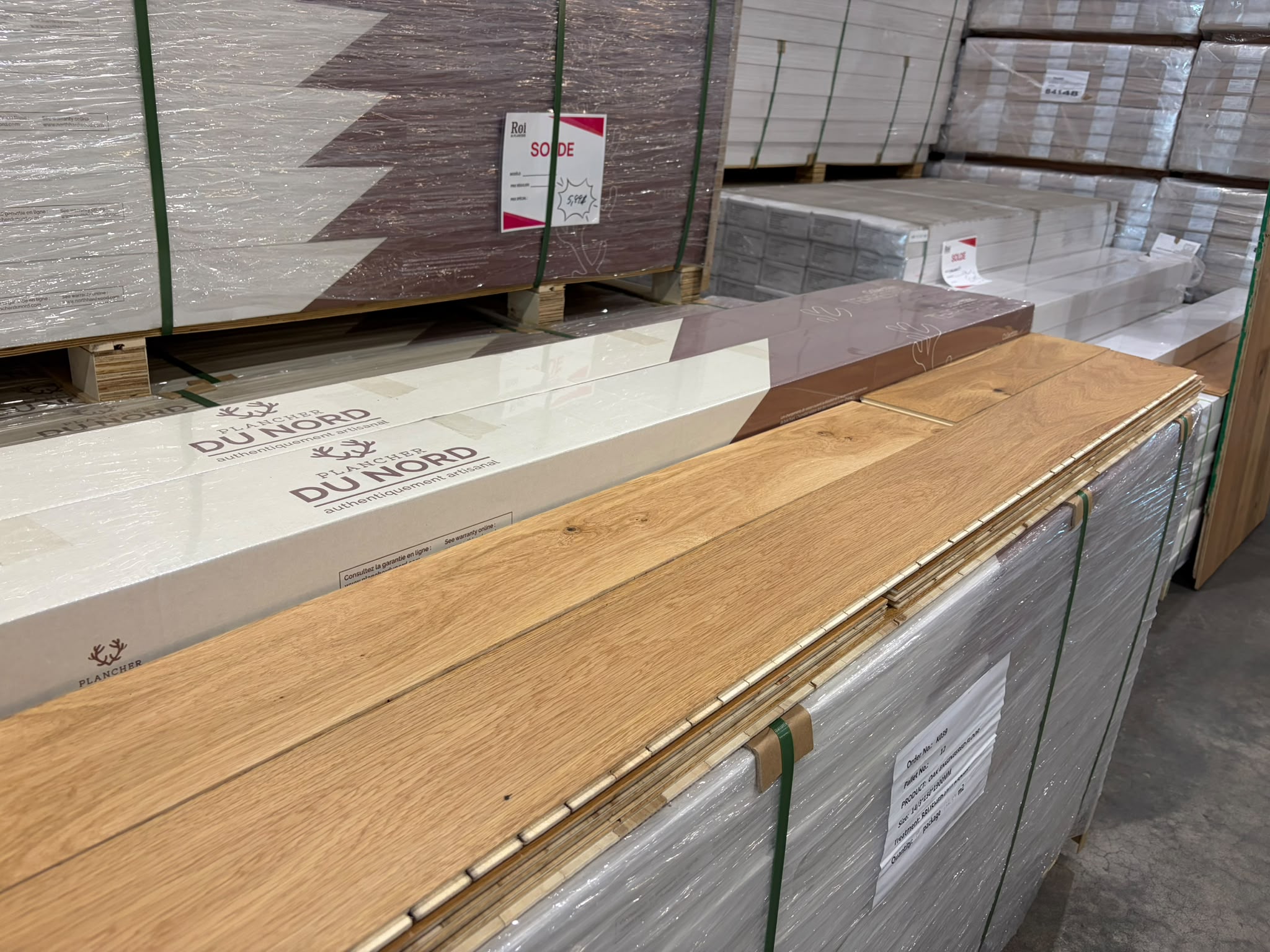 Engineered - White Oak - 6" x 9/16 - 3mm Wear layer - Pacific Premium - Natural - Brushed