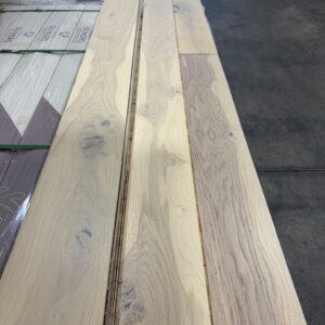 Engineered – White Oak – 6″ x 9/16 – 3mm Wear layer – Pacific Premium – Naked – Brushed