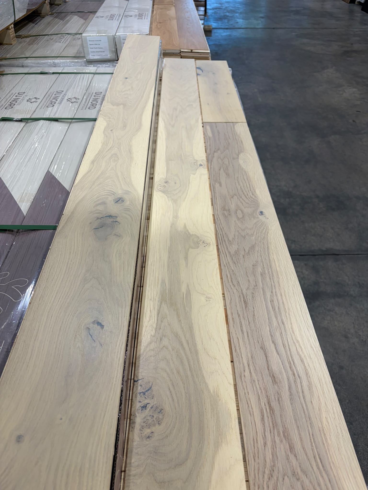 Engineered - White Oak - 6" x 9/16 - 3mm Wear layer - Pacific Premium - Naked - Brushed - Image 2