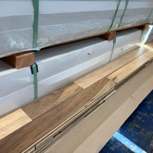 Hardwood – Guajavira – 3 1/2 x 3/4 – Select – Natural – Mat