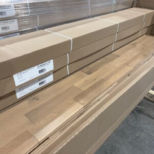 Hardwood – White Oak – 3 1/4 x 3/4 – Rural – Prada – Matt