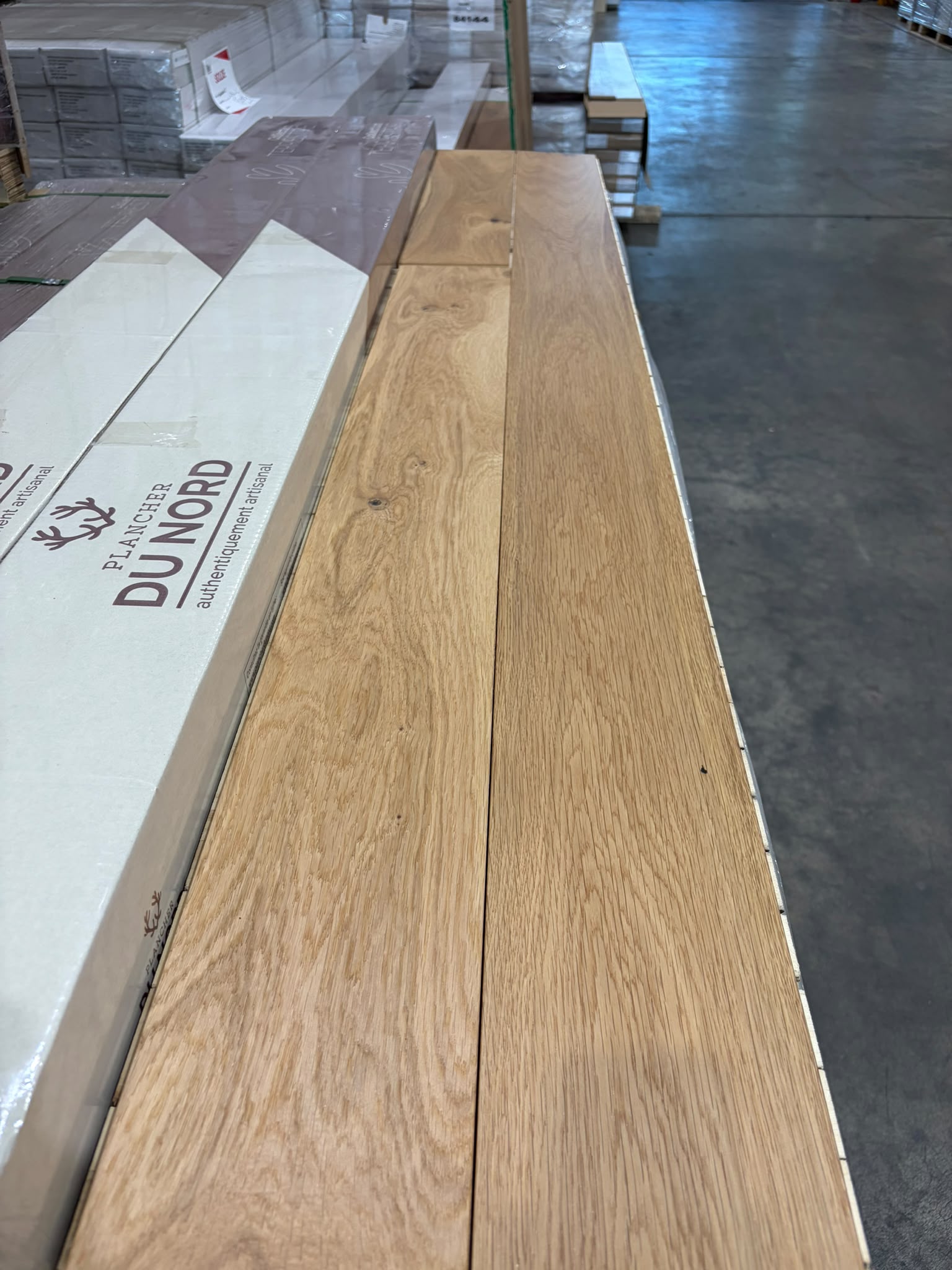 Engineered - White Oak - 6" x 9/16 - 3mm Wear layer - Pacific Premium - Natural - Brushed - Image 2