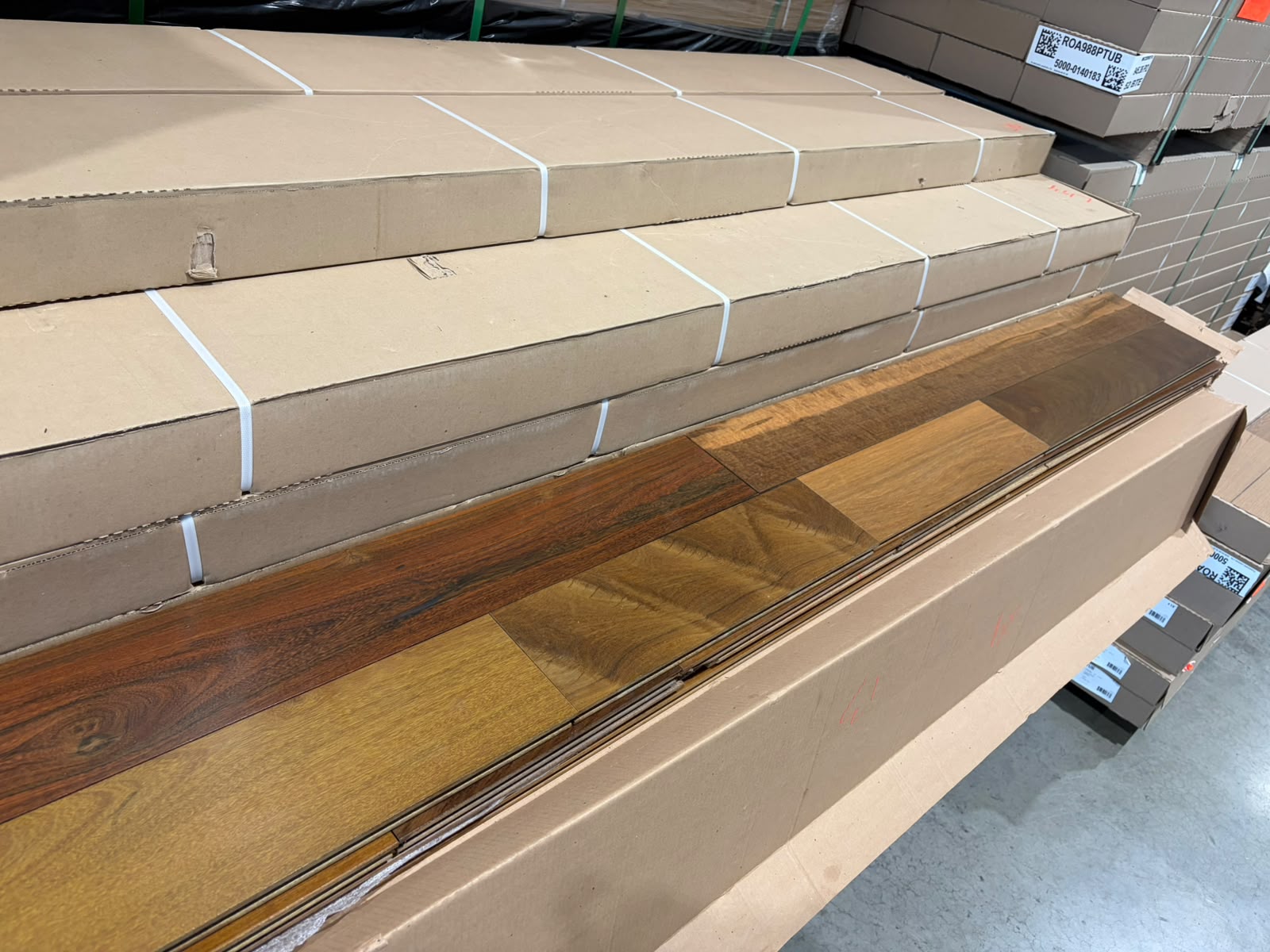 Hardwood - IPE Lapacho - 5 x 3/4" - Select - Natural - Satin 30%