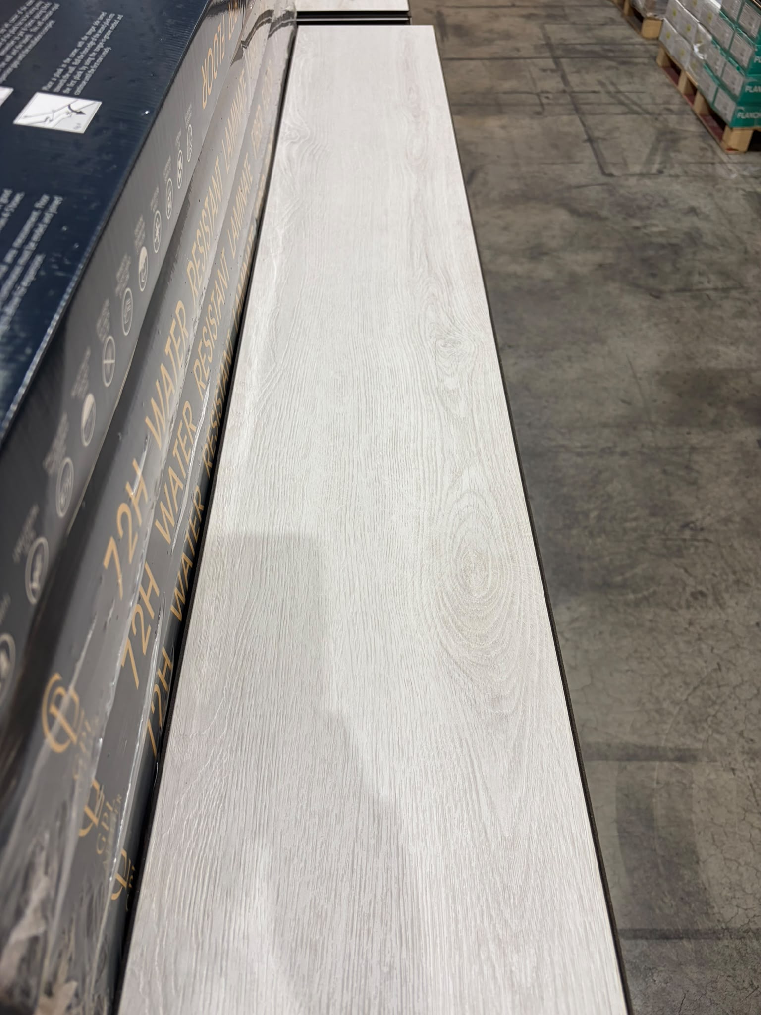 Laminate Jumbo Plank - 12mm - 9 inch x 5 feet long - AC5 - 72 hours Water Resistant - Model 7011 - Image 2