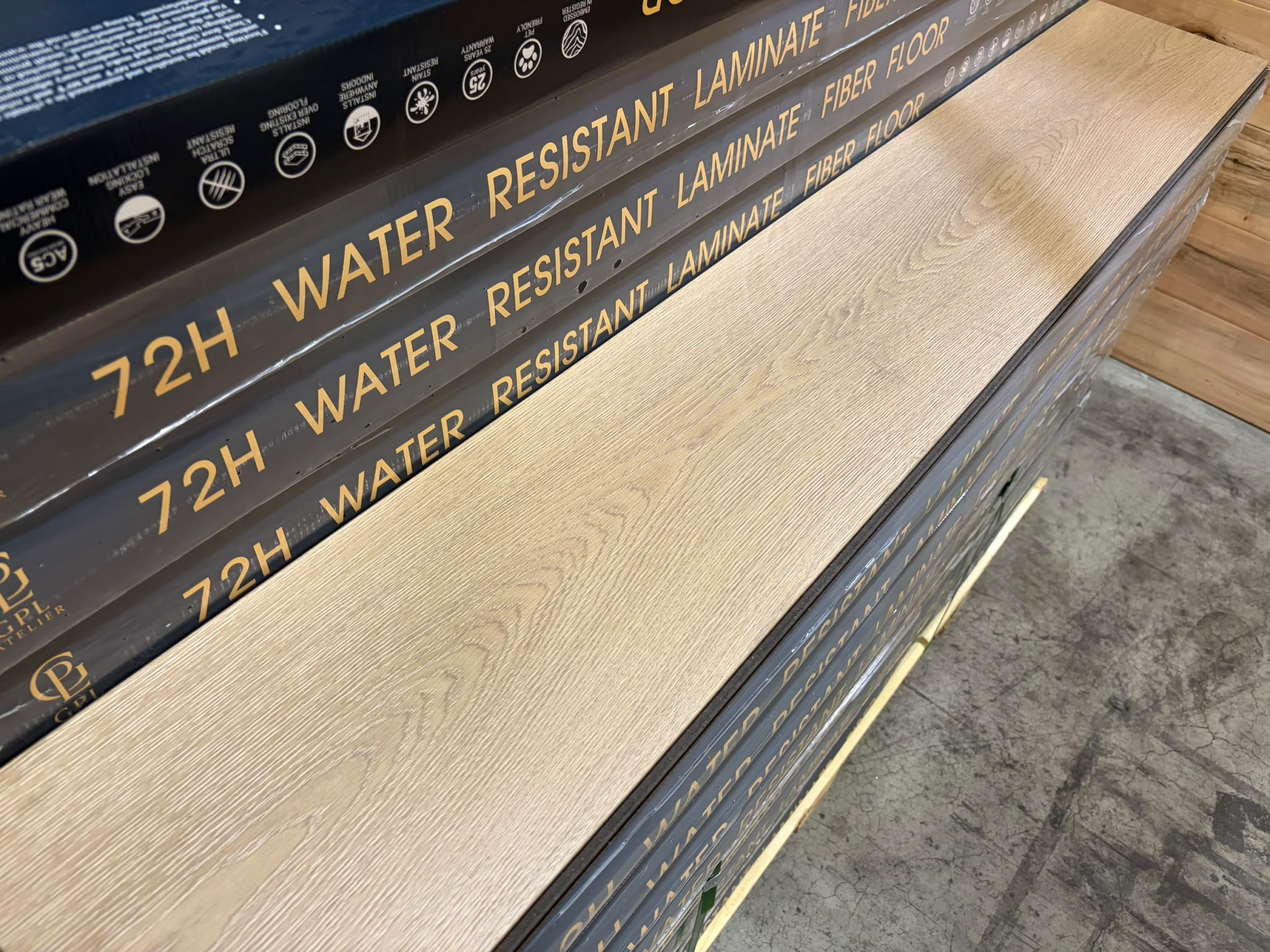 Laminate Jumbo Plank - 12mm - 9 inch x 5 feet long - AC5 - 72 hours Water Resistant - Model 0152