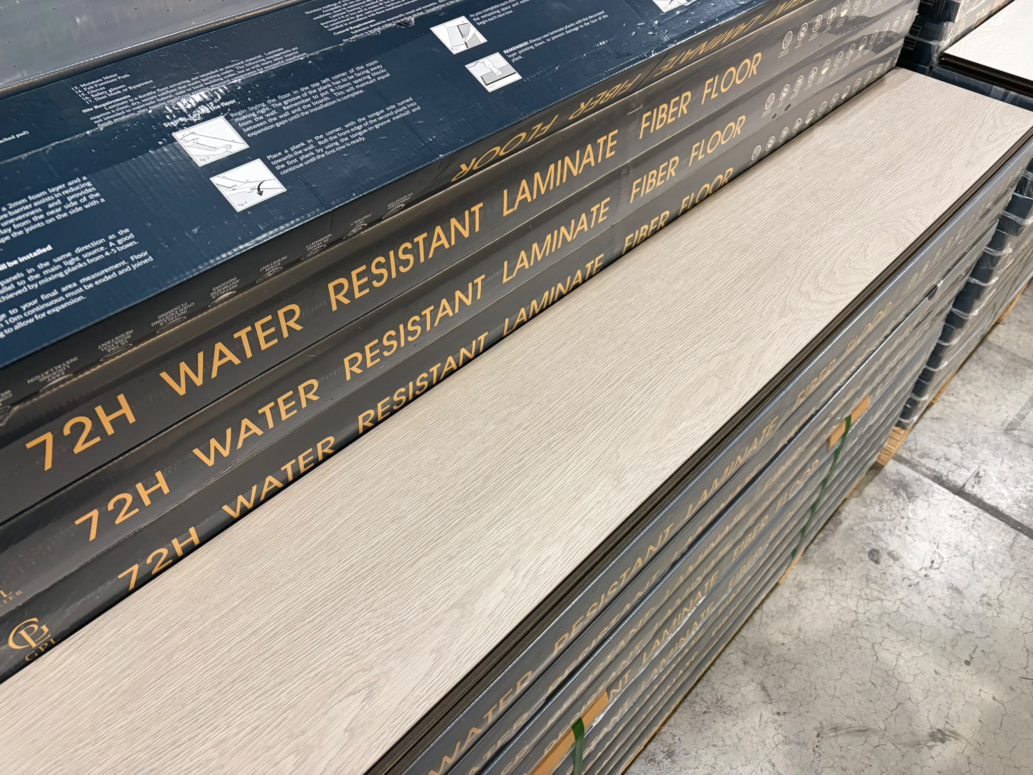 Laminate Jumbo Plank - 12mm - 9 inch x 5 feet long - AC5 - 72 hours Water Resistant - Model 0153