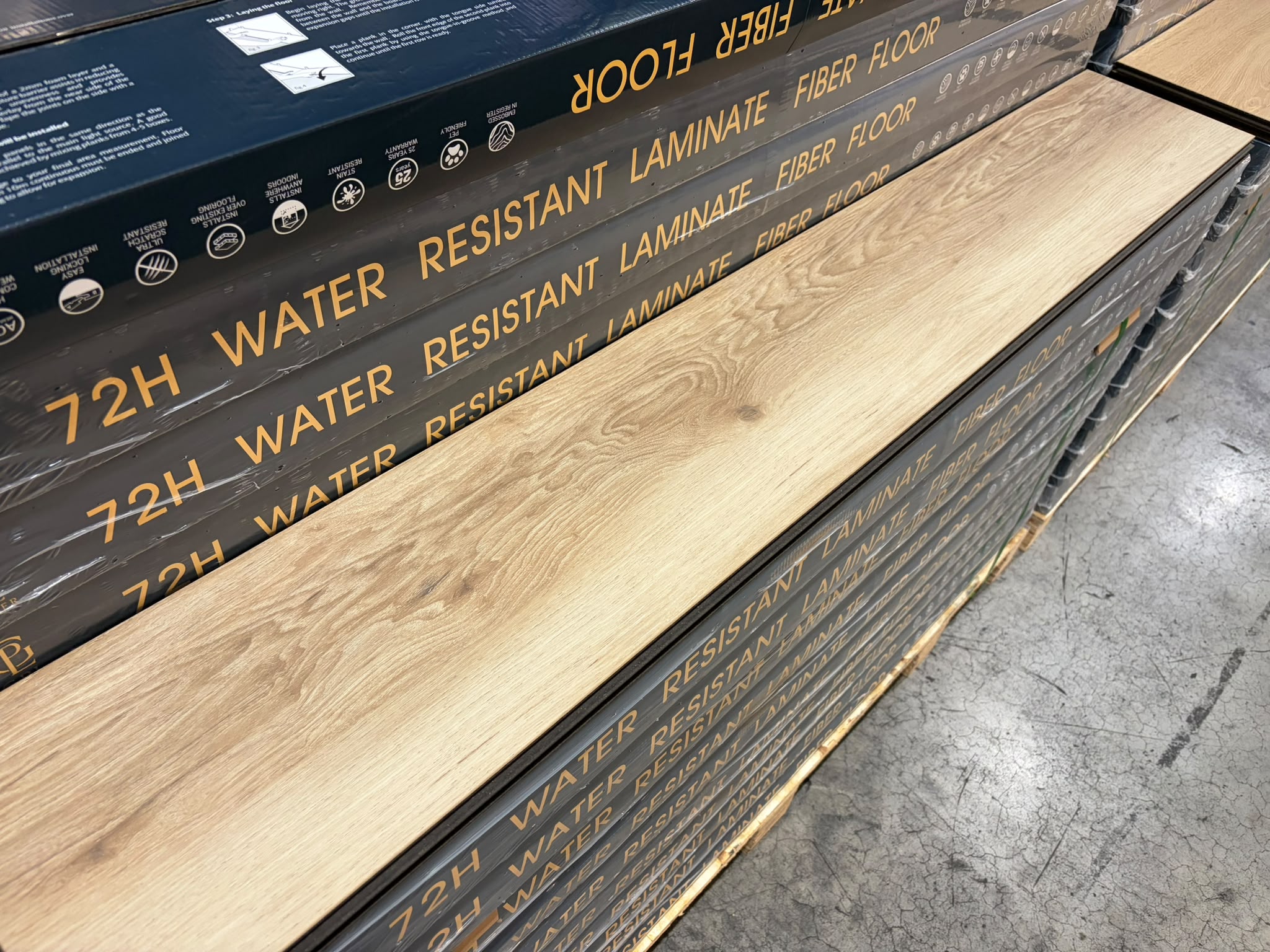 Laminate Jumbo Plank - 12mm - 9 inch x 5 feet long - AC5 - 72 hours Water Resistant - Model 0422