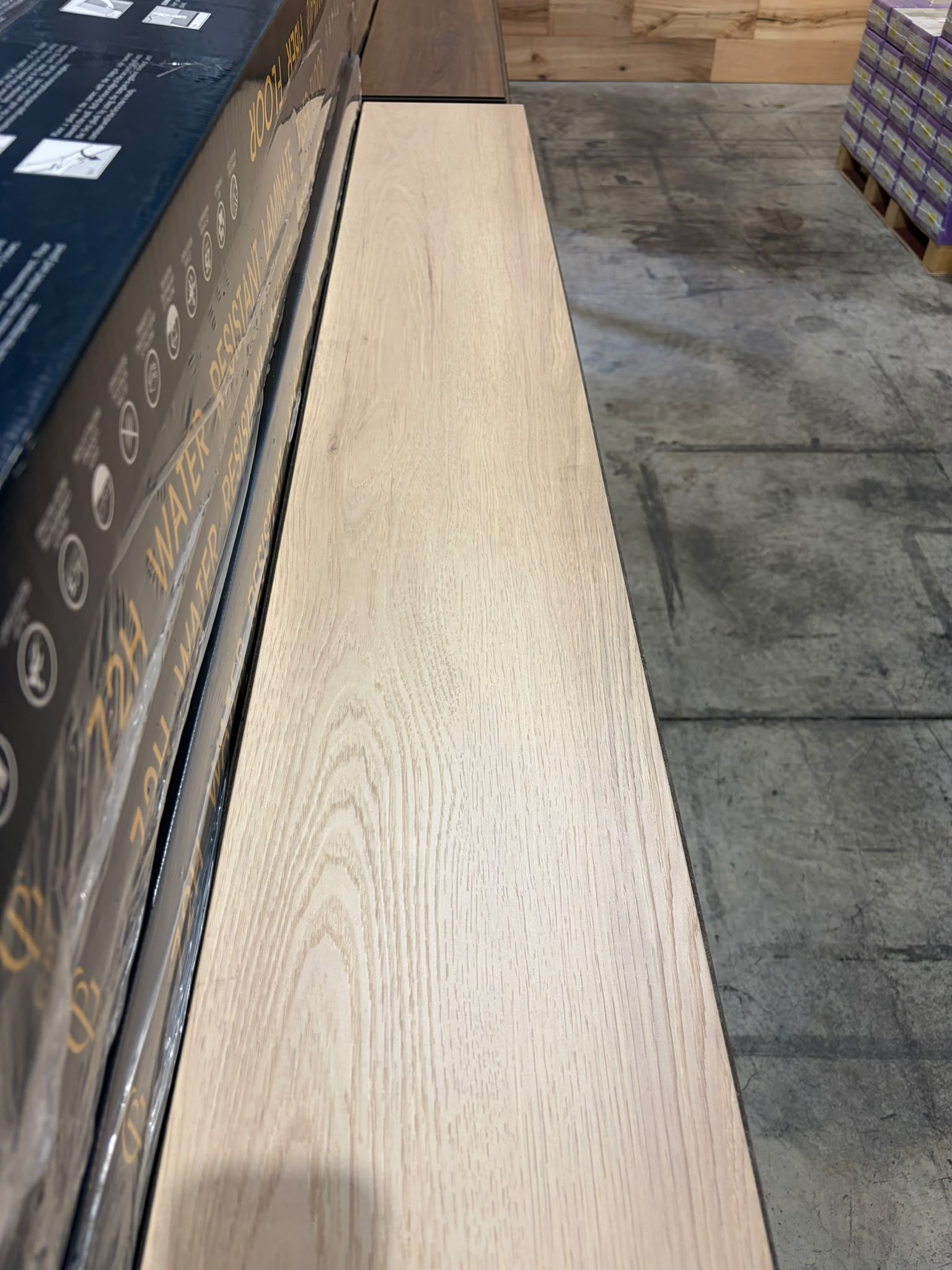 Laminate Jumbo Plank - 12mm - 9 inch x 5 feet long - AC5 - 72 hours Water Resistant - Model 2162 - Image 2