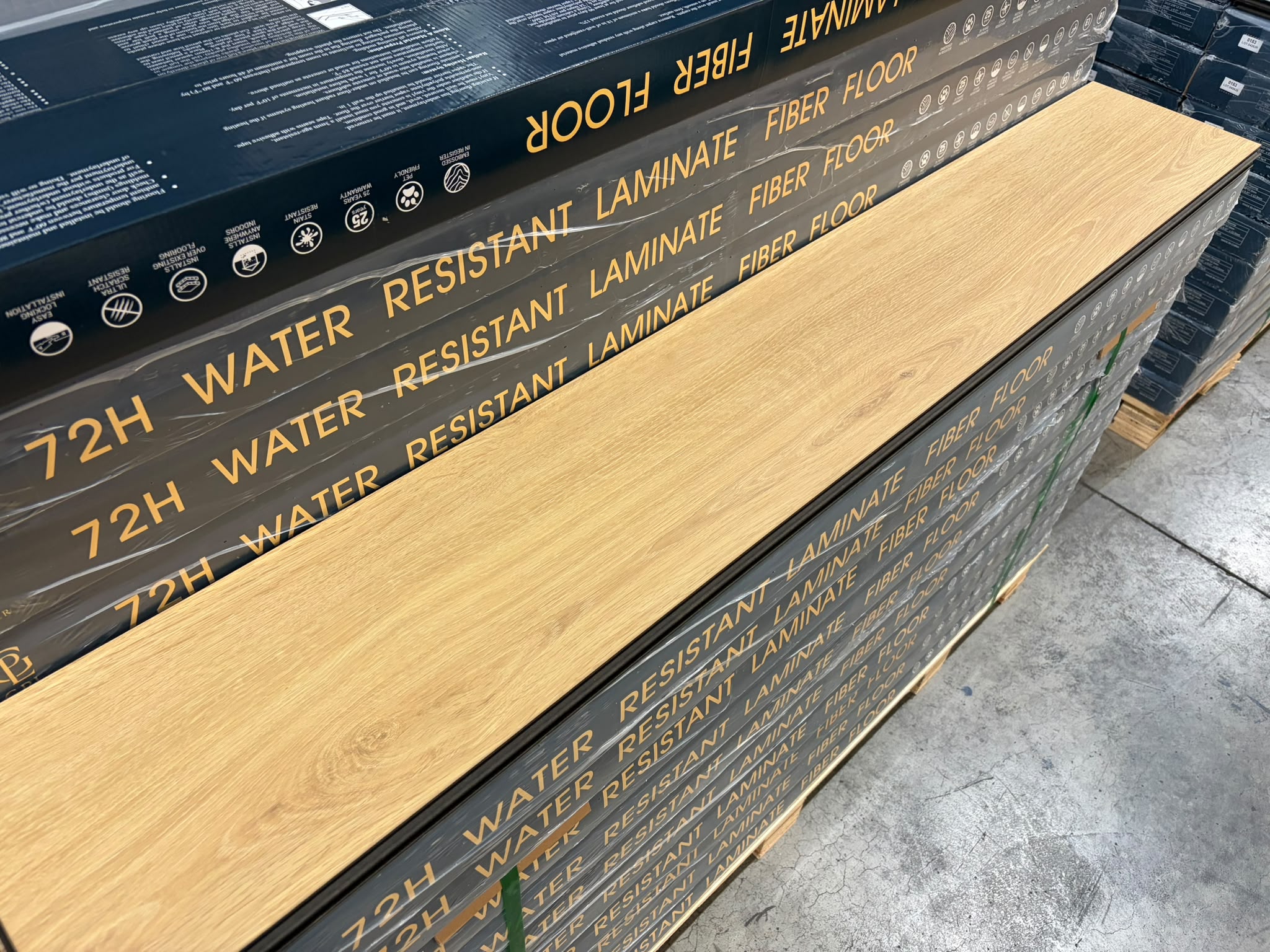 Laminate Jumbo Plank - 12mm - 9 inch x 5 feet long - AC5 - 72 hours Water Resistant - Model 2707